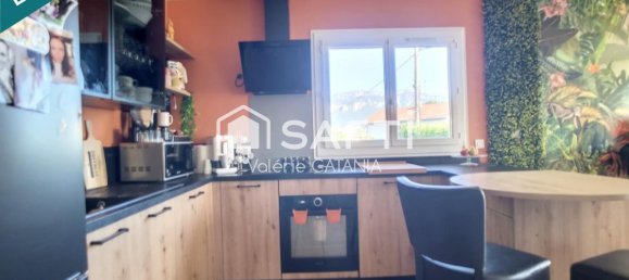 3 bedrooms House in Moirans, France No. 199466 4