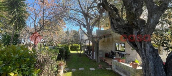 5-salle Villa à Bari, Italy No. 59432 12