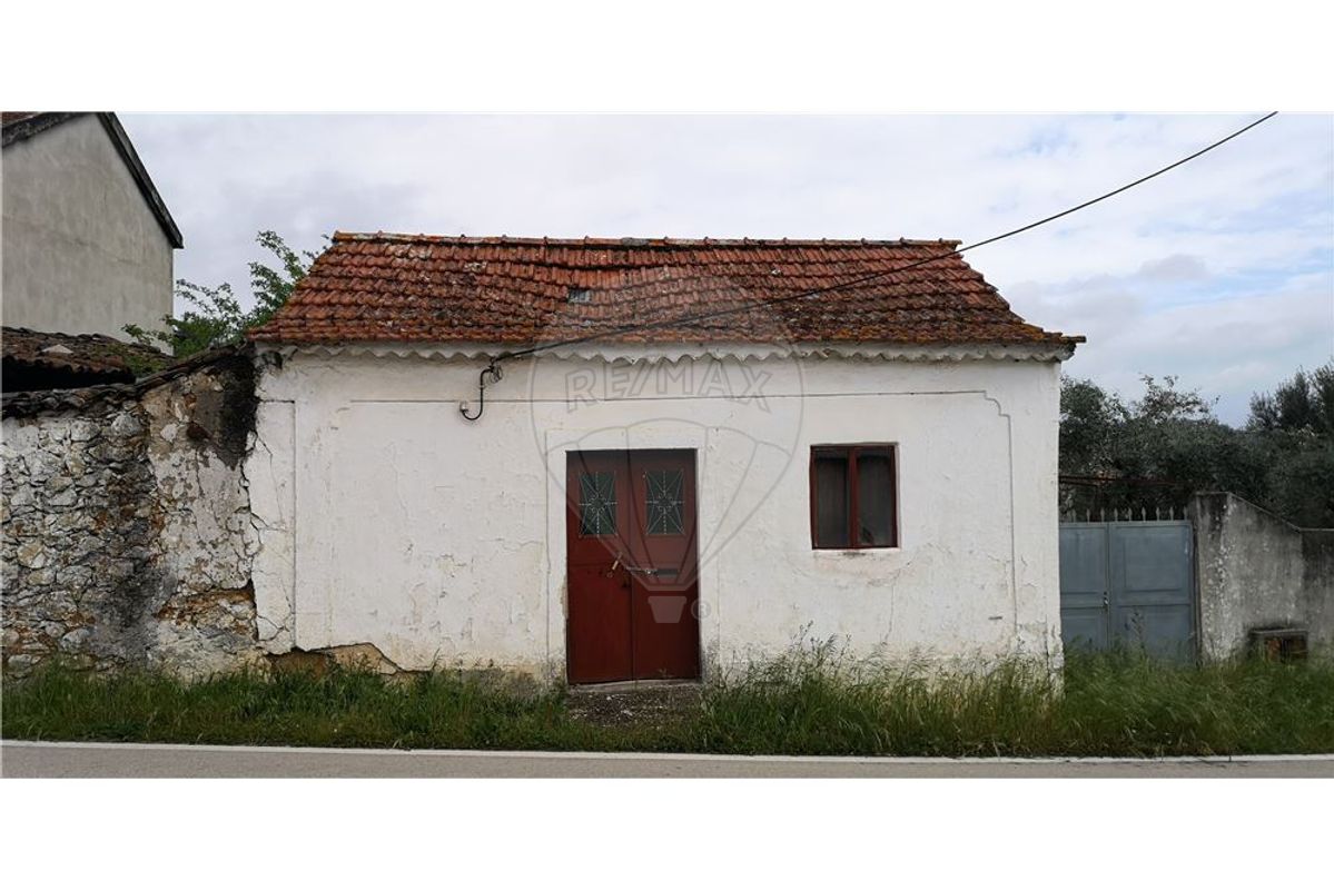 2 bedrooms House in Ourem, Portugal No. 170062