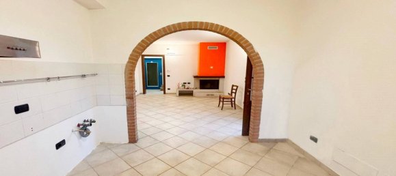 2 غرف نوم فيلا في Crema, Italy رقم 12379 3