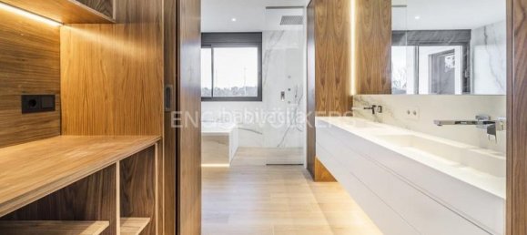 6 Schlafzimmer Haus in San Sebastian de los Reyes, Spain, Nr. 87103 24