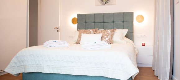 4 chambres propriété commerciale à vendre à Chloraka, Paphos, Cyprus № 9881 8