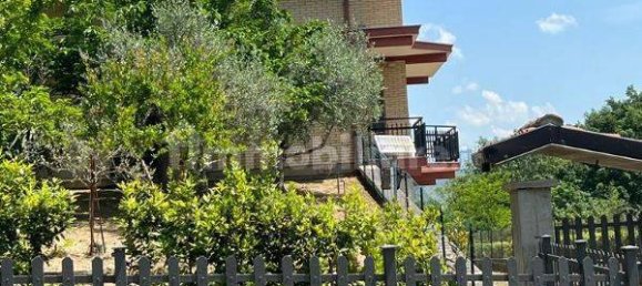 3 bedrooms House in Strangolagalli, Italy No. 209552 3