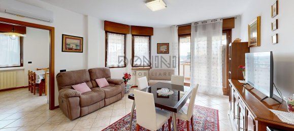 3 rooms Penthouse in Tradate, Italy No. 221564 4