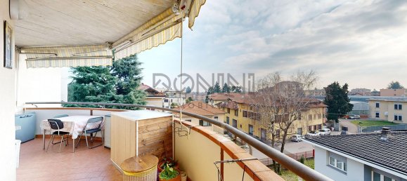 3 rooms Penthouse in Tradate, Italy No. 221564 9