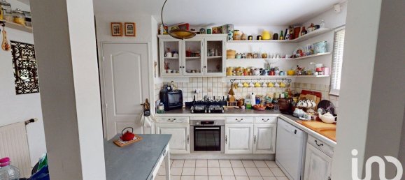 3 bedrooms House in Nandy, France No. 329528 9