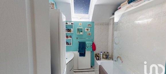 3 bedrooms House in Nandy, France No. 329528 16