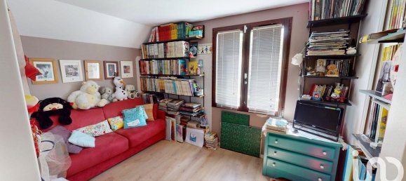 3 bedrooms House in Nandy, France No. 329528 13