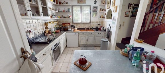 3 bedrooms House in Nandy, France No. 329528 11