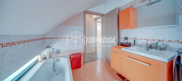 120m² Building in Somma Lombardo, Italy No. 363513 40