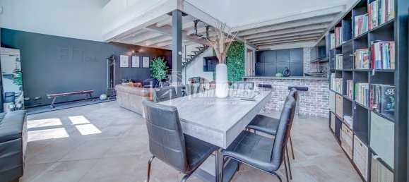 120m² Building in Somma Lombardo, Italy No. 363513 3