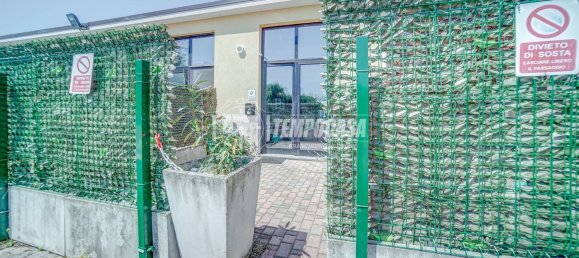 120m² Building in Somma Lombardo, Italy No. 363513 10