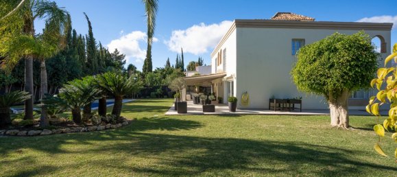 5 bedrooms Villa in Nueva Andalucia, Spain No. 4792 3