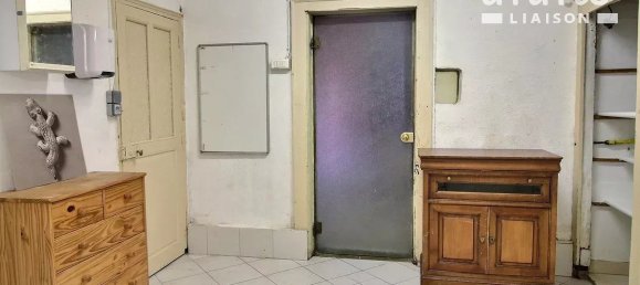 255m² Building in Bar-le-Duc, France No. 94712 2