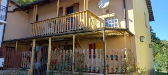 7 rooms Apartment in Barge, Italy No. 51968 8