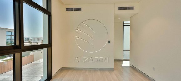 2 bedrooms Townhouse in Abu Dhabi, UAE No. 29241 9