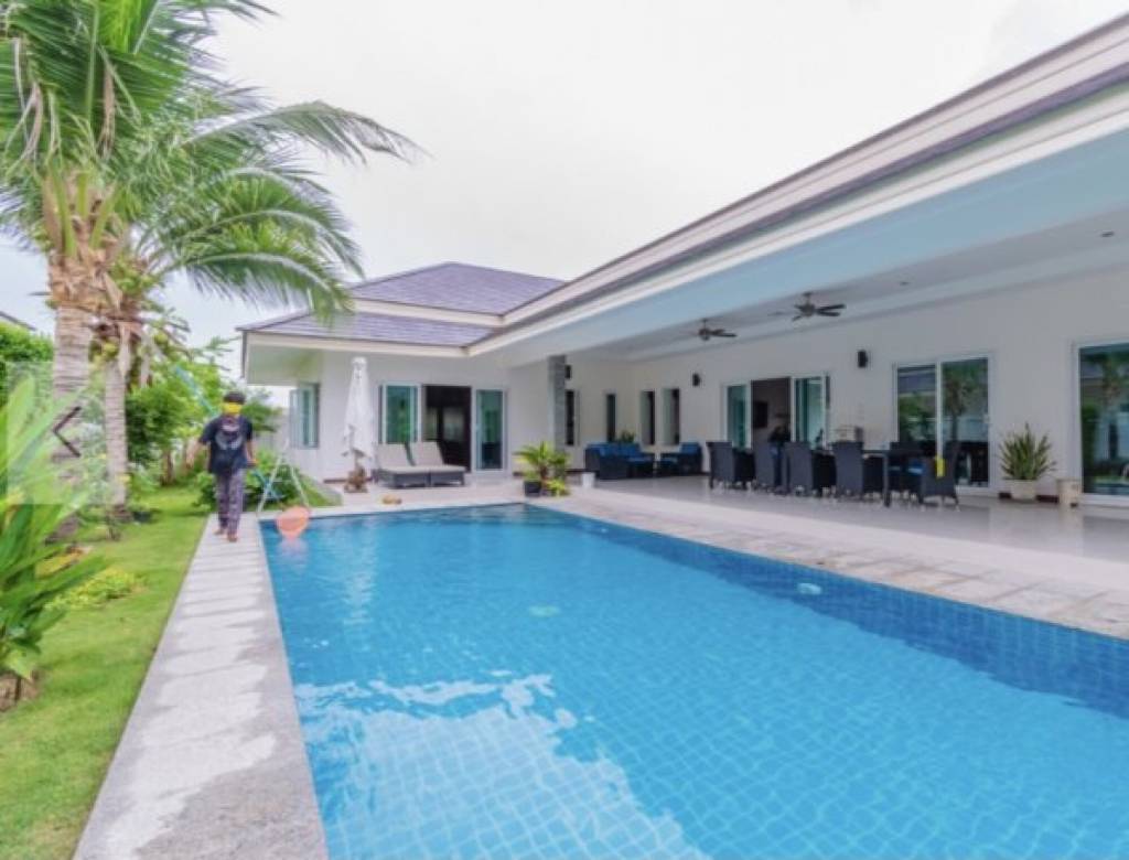 3 Schlafzimmer Villa in Cha-am, Thailand, Nr. 61766