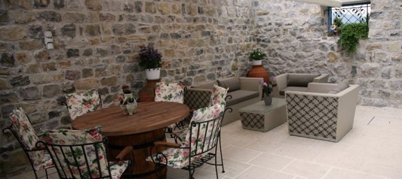 3 bedrooms Commercial property in Tivat, Montenegro No. 131 15