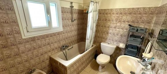 Casa de 3 dormitorios en Sevran, France No. 358482 8