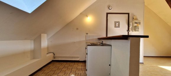 1 bedroom Apartment in Laon, France No. 244623 9