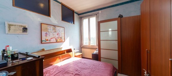 2-salle Appartement à Monza, Italy No. 32082 18