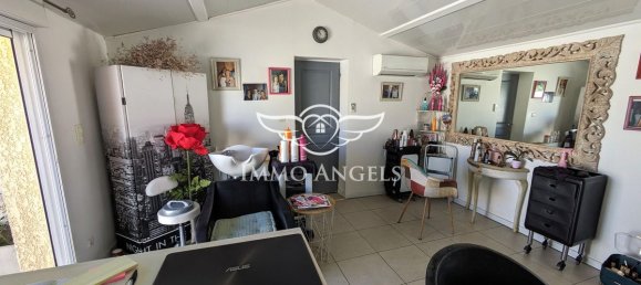 3 bedrooms House in Saint-Gilles, France No. 338762 10