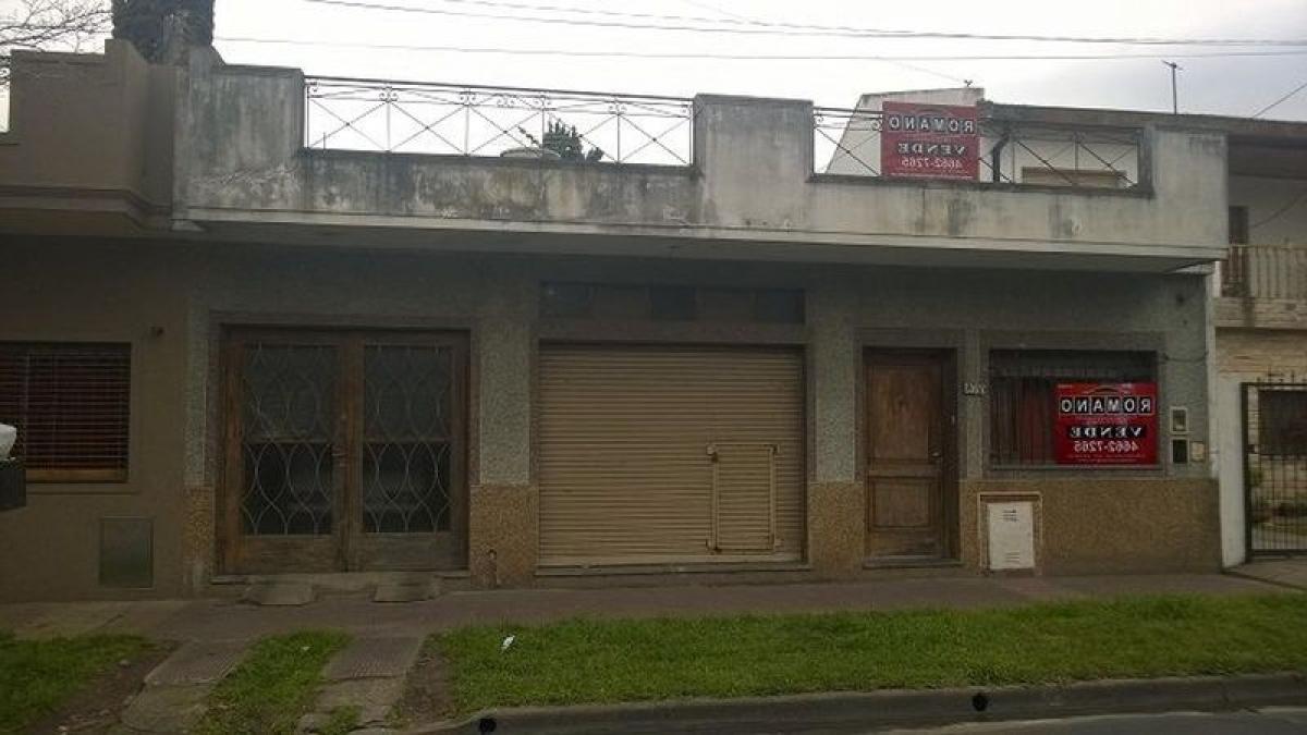 2 bedrooms House in Hurlingham, Argentina No. 97410