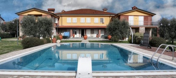 10 chambres Villa à Montecarlo, Italy No. 377446 2