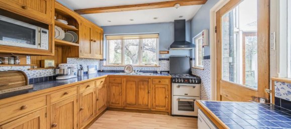 5 bedrooms House in Beckenham, United Kingdom No. 14362 4