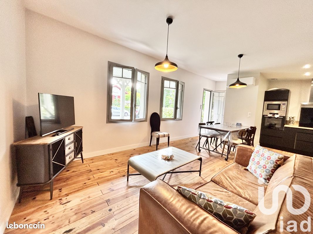 Casa de 2 dormitorios en Arcachon, France No. 340743