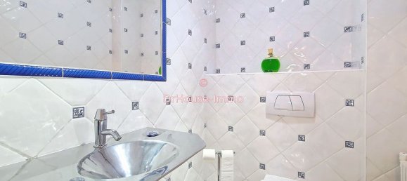 5 bedrooms House in Les Alluets-le-Roi, France No. 165660 16