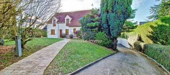 5 bedrooms House in Les Alluets-le-Roi, France No. 165660 5