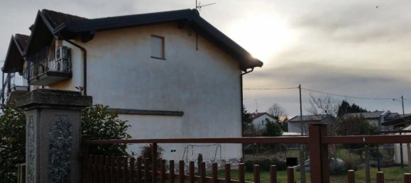 3 rooms Apartment in Castiglione Olona, Italy No. 183540 6