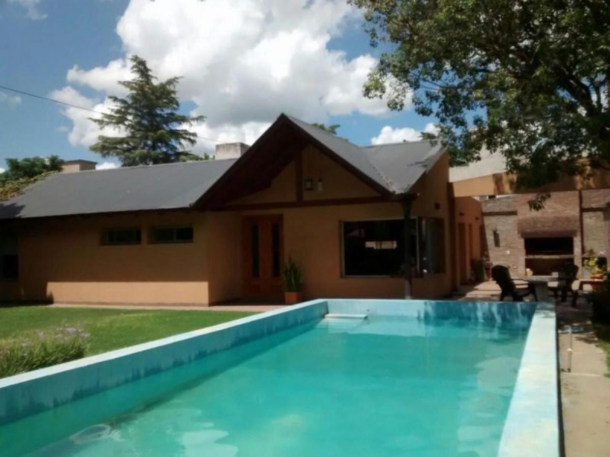 3 bedrooms House in Santa Fe, Argentina No. 9705