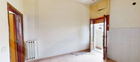 3 rooms House in Mariglianella, Italy No. 18538 6