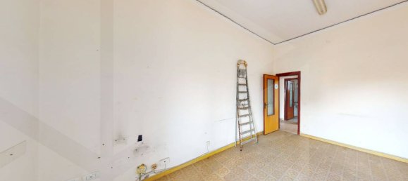 3 rooms House in Mariglianella, Italy No. 18538 11