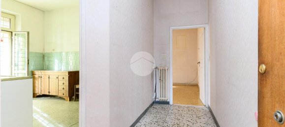 Квартира с 2 комнатами в Рим, Италия № 230646 14