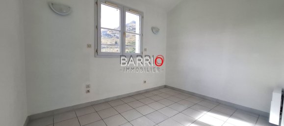 Duplex T1 em Pyrenees-Orientales, France N.º 278930 8