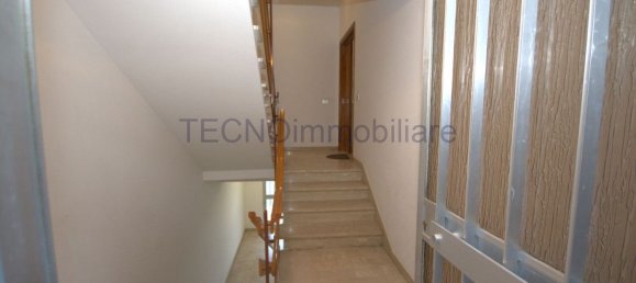 Apartamento de 5 divisões em Perugia, Italy N.º 51045 7