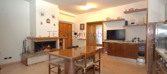 Apartamento de 5 divisões em Perugia, Italy N.º 51045 5