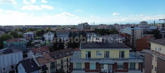 3 غرف نوم بانتهاوس في Novara, Italy رقم 334356 5