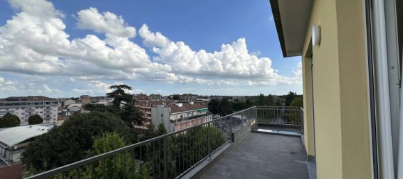 3 غرف نوم بانتهاوس في Novara, Italy رقم 334356 15