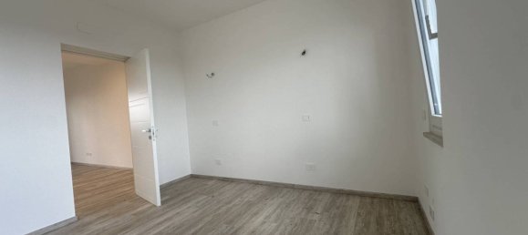 3 غرف نوم بانتهاوس في Novara, Italy رقم 334356 12