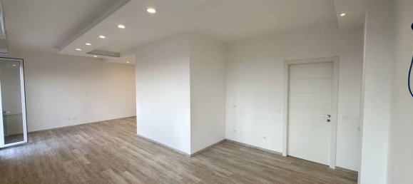 3 غرف نوم بانتهاوس في Novara, Italy رقم 334356 9