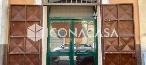 1 room Commercial property in Bari, Italy No. 353319 7