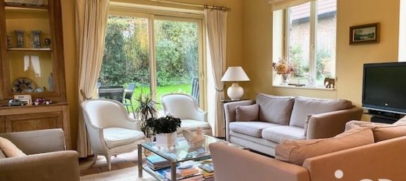 10 rooms House in Villeneuve-d'Ascq, France No. 56879 6