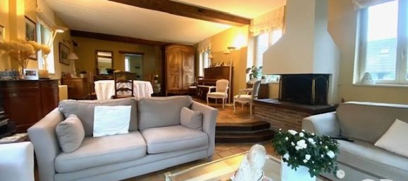 10 rooms House in Villeneuve-d'Ascq, France No. 56879 4