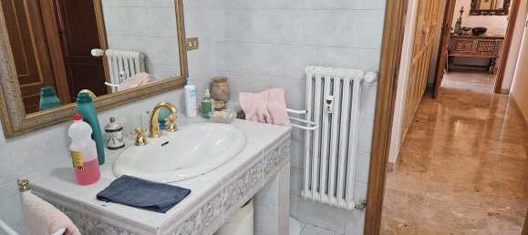 4 Schlafzimmer Wohnung in Potenza, Italy, Nr. 320088 17