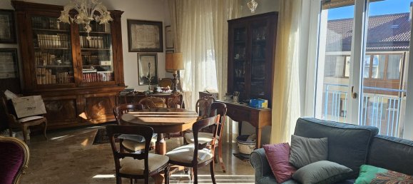 4 Schlafzimmer Wohnung in Potenza, Italy, Nr. 320088 5