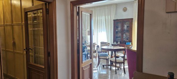 4 Schlafzimmer Wohnung in Potenza, Italy, Nr. 320088 14